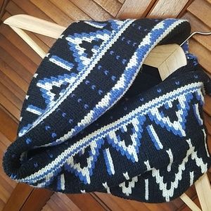 GAP Nordic sweater knit infinity tube circle scarf